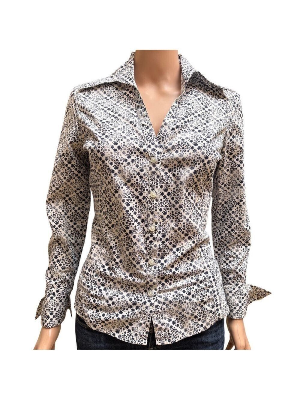 Ben Sherman Women's Black and White Floral  Cotton Button-Up Shirt Small